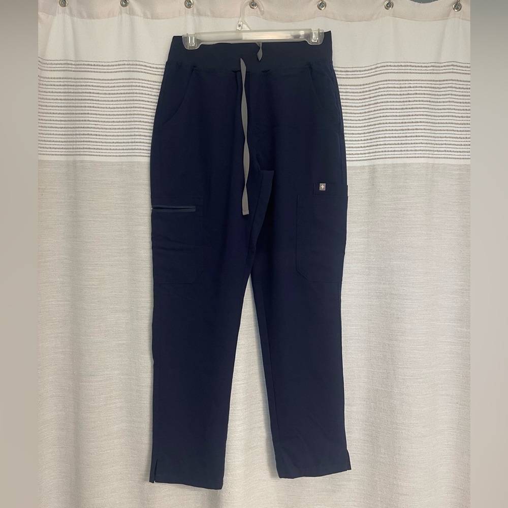 Figs Yola high waisted skinny scrub bottom